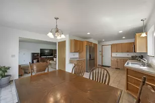 483 Madeline Ln, Little Suamico, WI 54141 - Photo 12