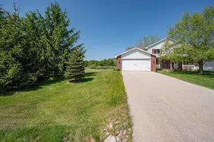 483 Madeline Ln, Little Suamico, WI 54141 - Photo 50