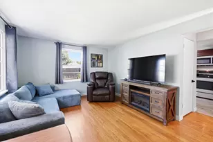 1228 8th St, Green Bay, WI 54304 - Photo 4