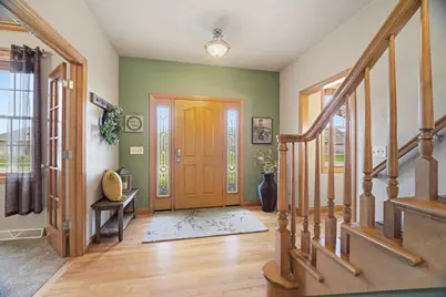 3208 S Solitude Lane, Appleton, WI 54915 - Photo 2