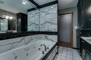 1805 E Marquette St, Appleton, WI 54911 - Photo 28