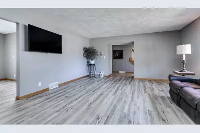 1805 E Marquette Street, Appleton, WI 54911 - Photo 16