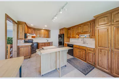 3258 Peterson Road, Green Bay, WI 54311 - Photo 16