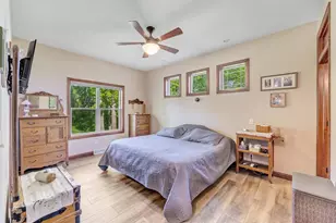 817 Woodrow St, Denmark, WI 54208 - Photo 14