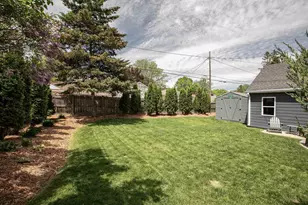 1309 S Alicia Dr, Appleton, WI 54914 - Photo 8