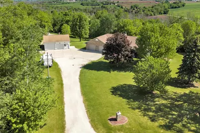 5813 North Avenue, Denmark, WI 54208 - Photo 2
