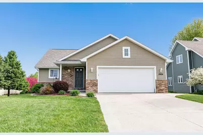 2924 Nandina Way, Green Bay, WI 54313 - Photo 1