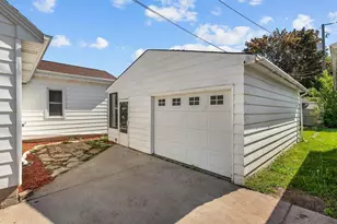 1516 Rugby St, Oshkosh, WI 54902 - Photo 34