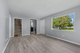 1516 Rugby St, Oshkosh, WI 54902 - Photo 8