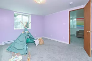 342 W Bell St, Neenah, WI 54956 - Photo 40