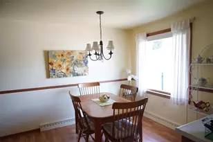1142 Bond St, Green Bay, WI 54303 - Photo 8