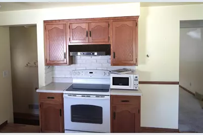 1142 Bond Street, Green Bay, WI 54303 - Photo 8