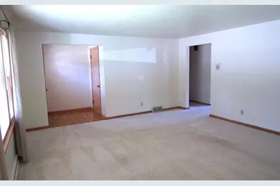 1142 Bond Street, Green Bay, WI 54303 - Photo 4