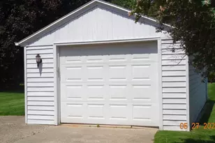 1142 Bond St, Green Bay, WI 54303 - Photo 34