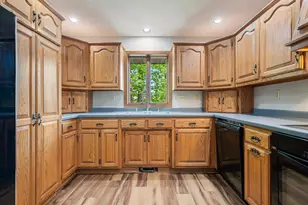 1711 E Robin Way, Appleton, WI 54915 - Photo 10