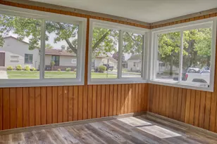 1614 E Mason St, Green Bay, WI 54302 - Photo 2