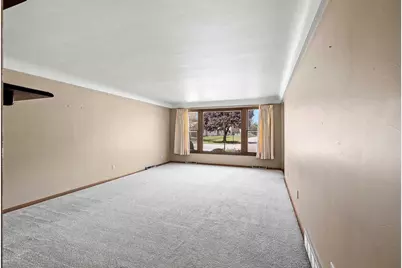 1833 Bond Street, Green Bay, WI 54303 - Photo 10