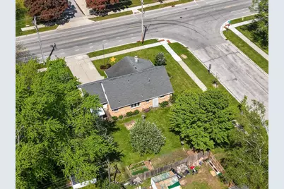 1833 Bond Street, Green Bay, WI 54303 - Photo 56