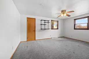 1833 Bond St, Green Bay, WI 54303 - Photo 24