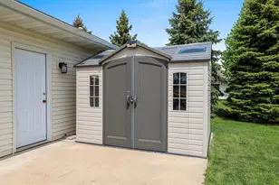 2311 Lawrence Dr, De Pere, WI 54115 - Photo 40