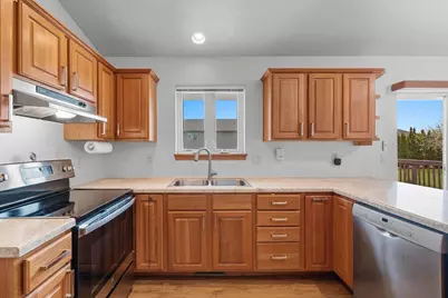 2311 Lawrence Drive, De Pere, WI 54115 - Photo 6