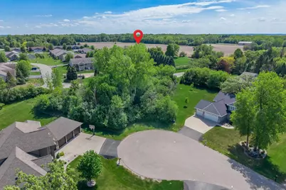 4366 Stonegate Court, Oshkosh, WI 54904 - Photo 6
