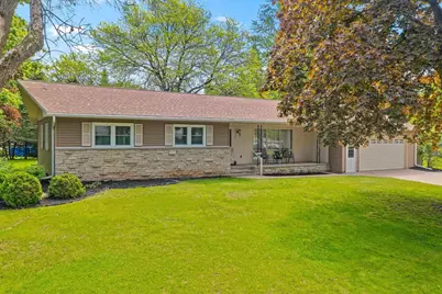 242 N Clinton Avenue, Clintonville, WI 54929 - Photo 56