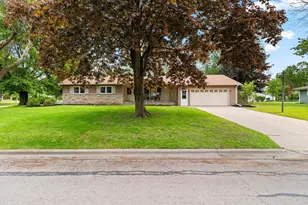 242 N Clinton Ave, Clintonville, WI 54929 - Photo 52