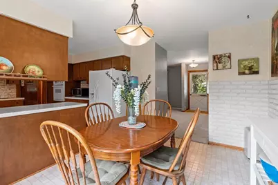 242 N Clinton Avenue, Clintonville, WI 54929 - Photo 10