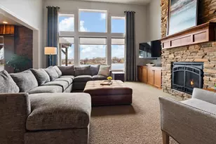 2949 Seafarer Way, Suamico, WI 54173 - Photo 4