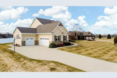 2949 Seafarer Way, Suamico, WI 54173 - Photo 66