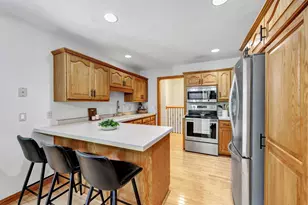 5543 River Oaks Dr, De Pere, WI 54115 - Photo 12