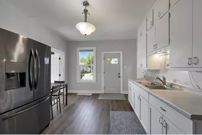 1179 Doty Street, Green Bay, WI 54301 - Photo 12