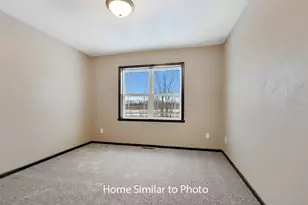 1735 Betty Jean Ln, Green Bay, WI 54313 - Photo 10