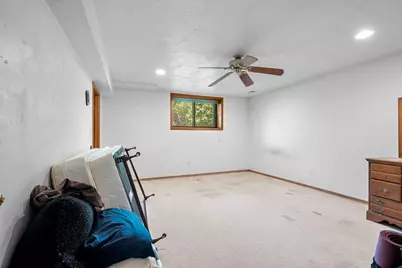 4410 Flagstone Court, De Pere, WI 54115 - Photo 40
