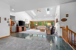 4410 Flagstone Ct, De Pere, WI 54115 - Photo 10