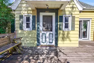 549 N Linwood Ave, Appleton, WI 54914 - Photo 2