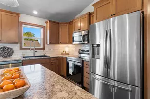 1960 Red Fox Ln, Kaukauna, WI 54130 - Photo 14