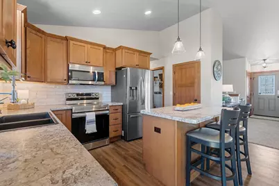 1960 Red Fox Lane, Kaukauna, WI 54130 - Photo 18