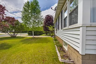 2053 10th St, Marinette, WI 54143 - Photo 22