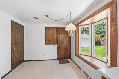 1532 North Road, Green Bay, WI 54313 - Photo 10