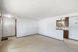 1532 North Rd, Green Bay, WI 54313 - Photo 6