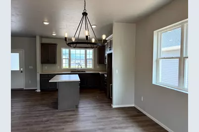 2109 Golden Gate Drive, Appleton, WI 54913 - Photo 4