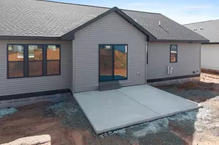 1441 Crossroads Dr, De Pere, WI 54115 - Photo 44