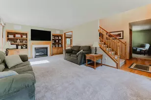 2545 Gaslight Ct, Oshkosh, WI 54904 - Photo 10