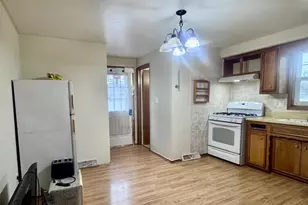 1105 Fay Ct, De Pere, WI 54115 - Photo 8