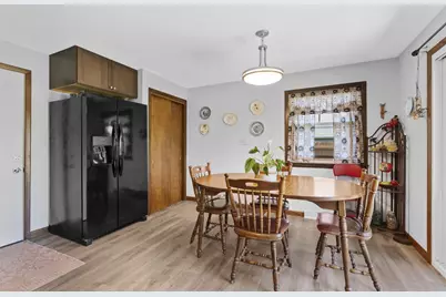 618 E Harding Drive, Appleton, WI 54915 - Photo 12