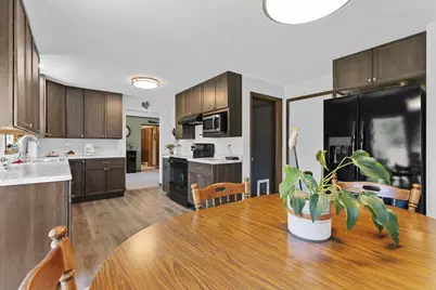 618 E Harding Drive, Appleton, WI 54915 - Photo 10