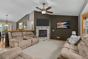 464 Sweetflag Ave, Fond du Lac, WI 54935 - Photo 10