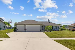 464 Sweetflag Ave, Fond du Lac, WI 54935 - Photo 50
